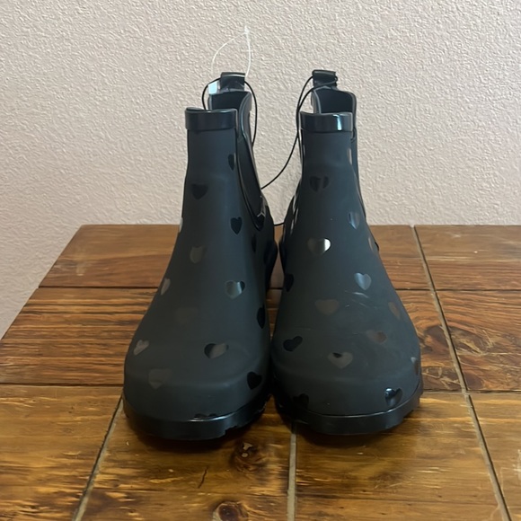 Penny and Sue rain boots - Picture 2 of 5